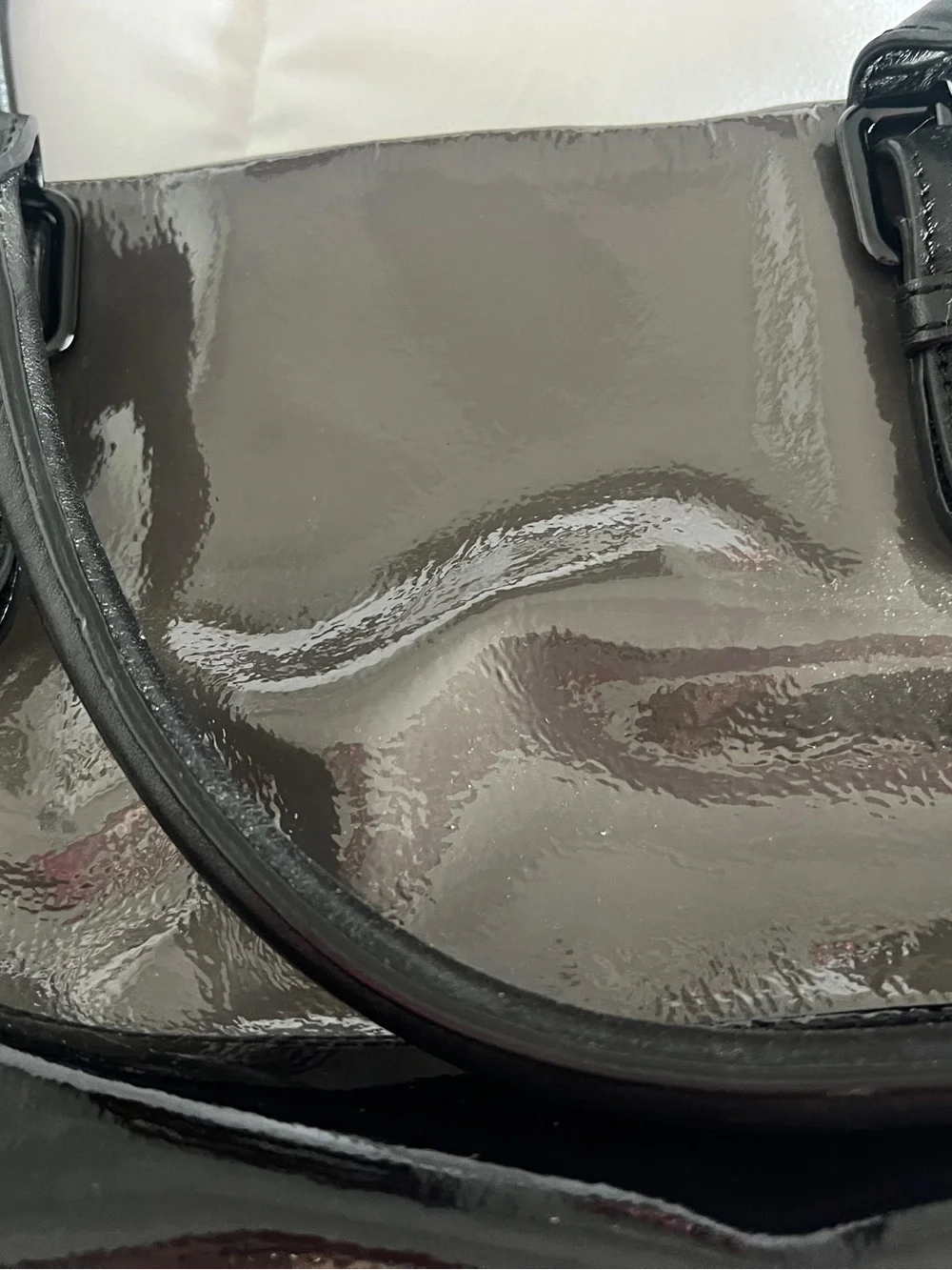 kate spade Two-Tone Patent Tote in Black and Gray - Picture 3 of 8